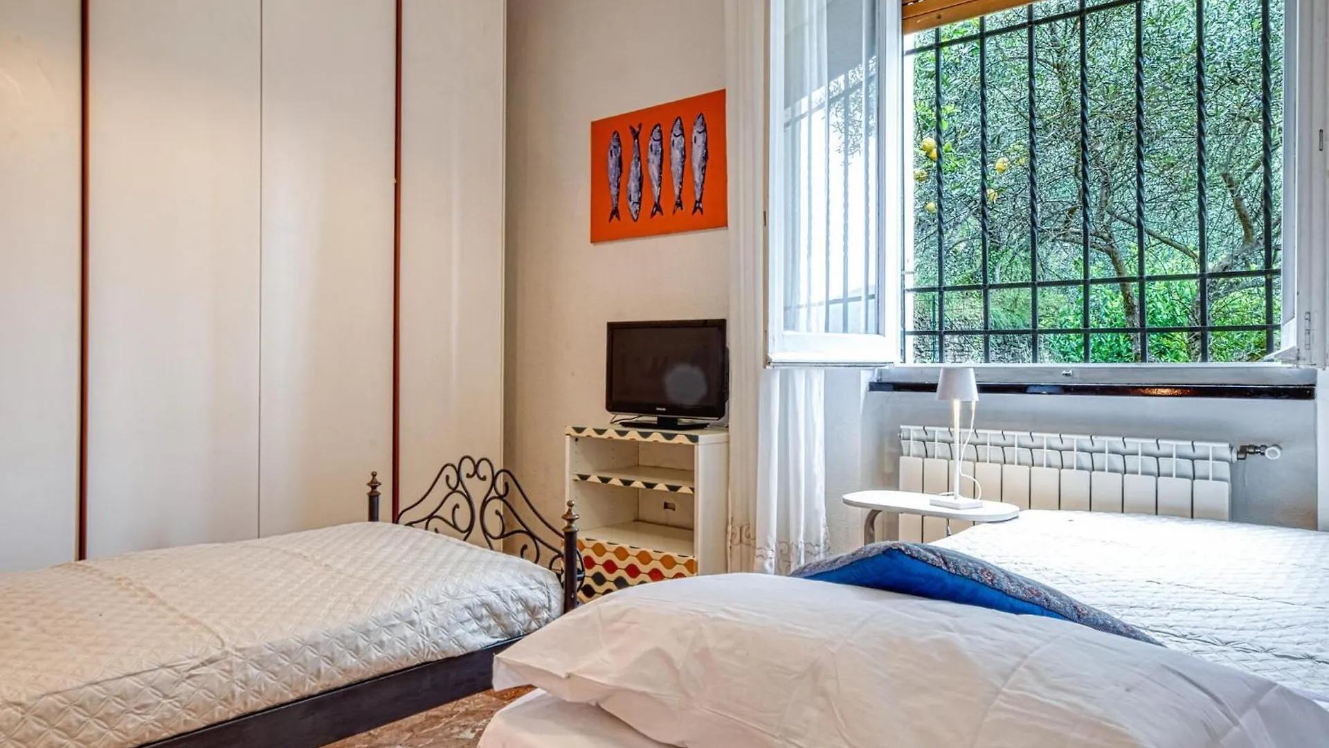 Holiday home Cozy Home In Sori With House Sea View