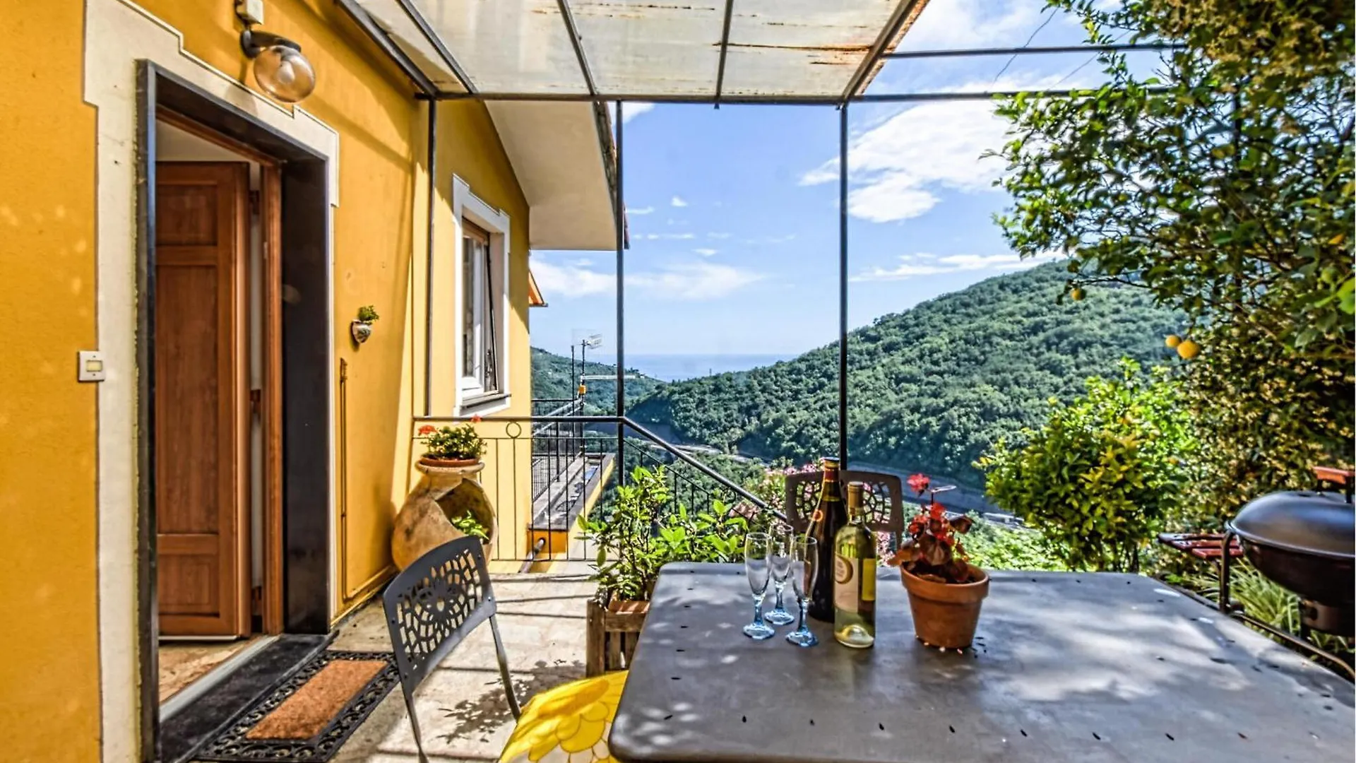 Cozy Home In Sori With House Sea View
